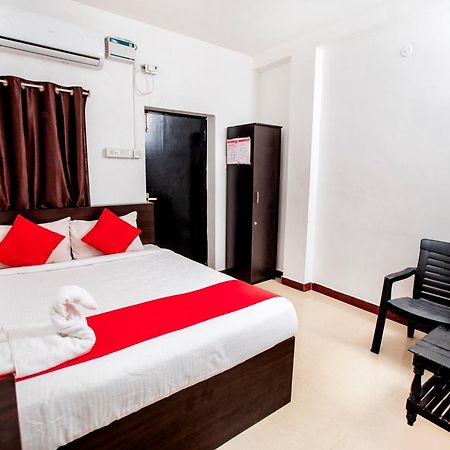 Hotel Mgr Pondicherry Bagian luar foto